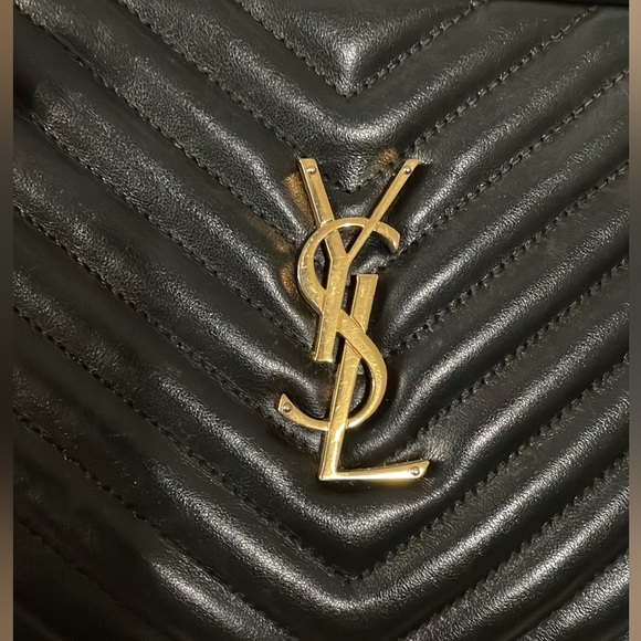 Authentic YSL Medium Black Camera Bag - Picture 4 of 10